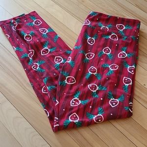 Lularoe tall and curvy Christmas leggings